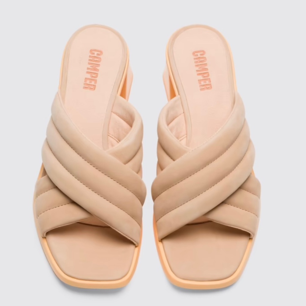 Camper Karolina Leather Mule Sandals  Size 8.5  (39 Euro)  NWOT
